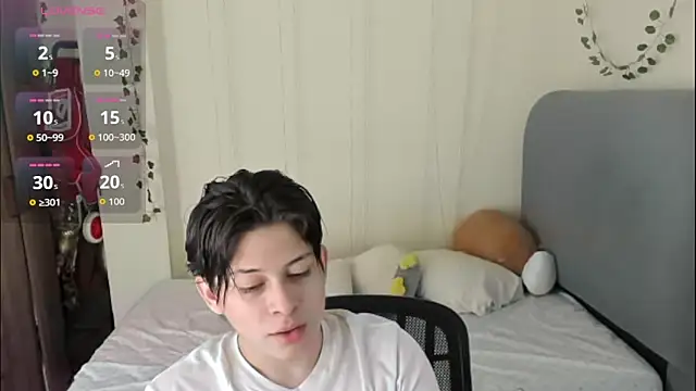 Felix kitty online show from March 8, 7:28 pm