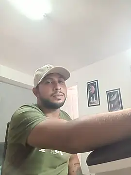 MAX Jhonnson online show from January 10, 7:15 pm