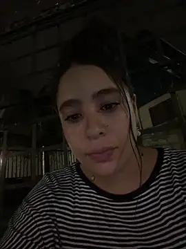 Snapshot of MAX_Jhonnson chatting on May 12, 5:26 am MAX Jhonnson online show from May 12, 5:26 am