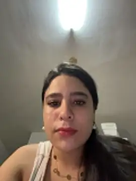 Snapshot of MAX_Jhonnson chatting on May 16, 2:52 am MAX Jhonnson online show from May 16, 2:52 am