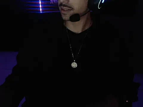 Snapshot of ExItEdErabbtis chatting on November 14, 1:48 am ExItEdErabbtis online show from November 14, 1:48 am