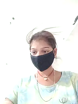 Mohnicute online show from April 22, 7:26 pm