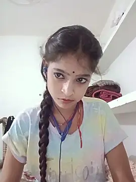 Snapshot of Mohnicute chatting on May 31, 6:31 pm Mohnicute online show from May 31, 6:31 pm