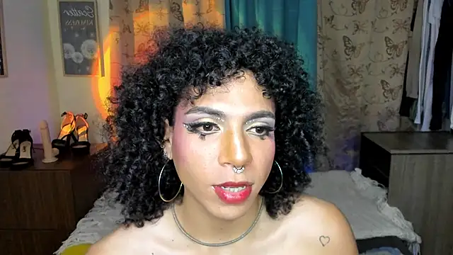 Angel White25 online show from March 10, 1:43 am