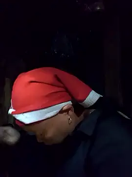 girl-hot2x online show from November 12, 12:49 pm