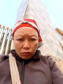 girl-hot2x online show from January 13, 2:17 am