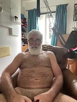 LeatherSdaddy online show from May 29, 1:31 pm