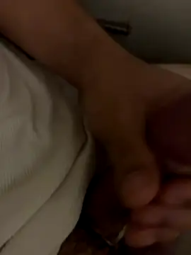 Snapshot of Saric13 chatting on November 19, 6:13 am Saric13 online show from November 19, 6:13 am