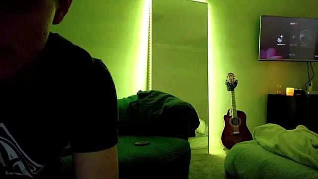 sculpteddesire online show from December 1, 8:52 am