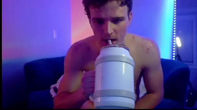 sculpteddesire online show from December 5, 6:44 am