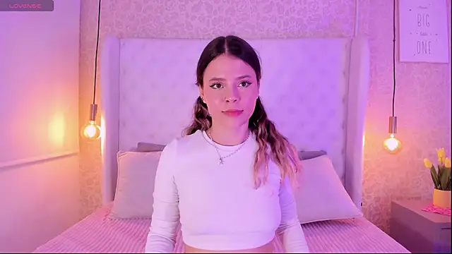 sienna bloo online show from November 30, 12:58 am