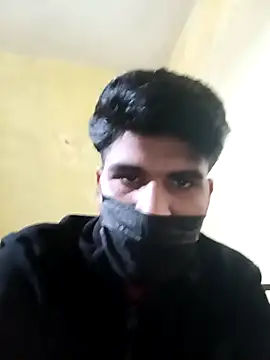 Snapshot of hotyyyyjonny chatting on December 17, 6:52 am hotyyyyjonny online show from December 17, 6:52 am