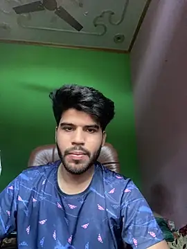 Snapshot of hotyyyyjonny chatting on July 3, 3:35 am hotyyyyjonny online show from July 3, 3:35 am