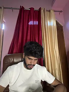 Snapshot of hotyyyyjonny chatting on August 3, 2:43 am hotyyyyjonny online show from August 3, 2:43 am