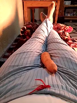 Tota sexi online show from December 5, 9:40 am