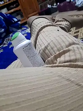 Tota sexi online show from February 14, 10:45 am