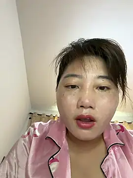 Snapshot of Nuomi6 chatting on June 28, 4:07 am Nuomi6 online show from June 28, 4:07 am