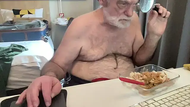 coach-karl online show from February 8, 11:57 am