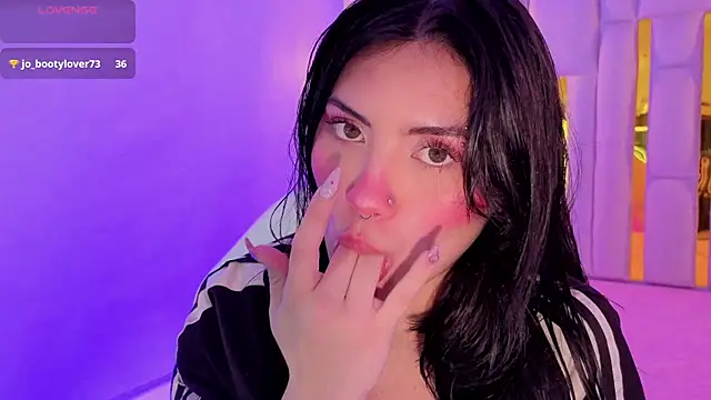 Brandy collinss online show from February 6, 8:51 am