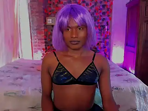 LaGoldenBitch online show from December 1, 3:39 pm