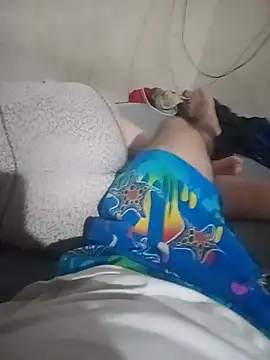 Snapshot of azael_51 chatting on November 14, 6:12 am azael 51 online show from November 14, 6:12 am