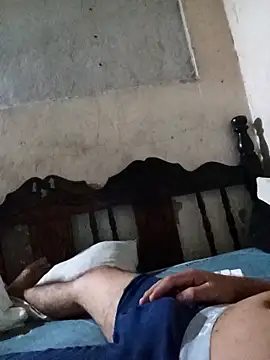 Snapshot of azael_51 chatting on November 17, 5:19 pm azael 51 online show from November 17, 5:19 pm