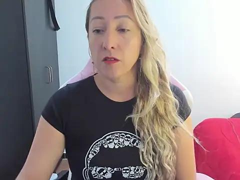 chrystal sl852 online show from February 12, 2:45 pm