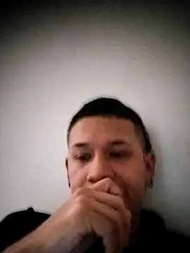 Snapshot of Chris____Col chatting on November 22, 6:40 pm Chris Col online show from November 22, 6:40 pm