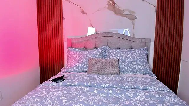 KaliBloom online show from November 14, 7:45 pm