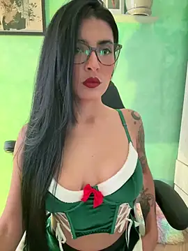 Snapshot of Cristal_Cerati_ chatting on December 1, 2:55 pm Cristal Cerati online show from December 1, 2:55 pm