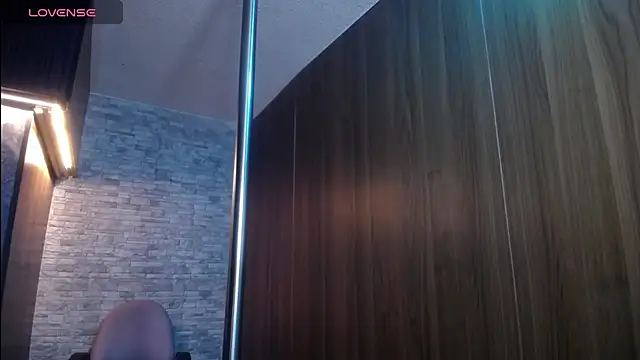 Snapshot of Belladonna_trix chatting on June 10, 7:24 pm Belladonna trix online show from June 10, 7:24 pm