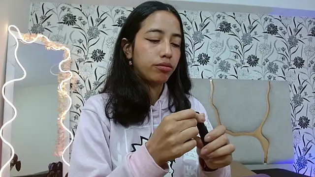 Joselyn tay online show from January 18, 11:36 am