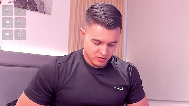 Snapshot of Mason_bennet chatting on February 26, 9:36 pm Mason bennet online show from February 26, 9:36 pm