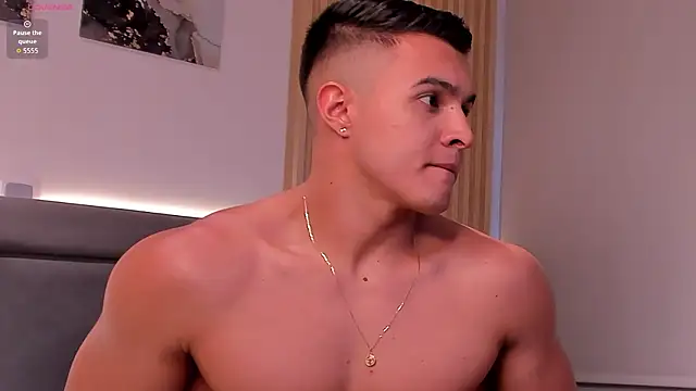 Snapshot of Mason_bennet chatting on March 14, 8:47 pm Mason bennet online show from March 14, 8:47 pm