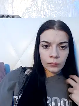 Snapshot of JhonSHelBy7LuNa chatting on December 20, 12:40 am JhonSHelBy7LuNa online show from December 20, 12:40 am