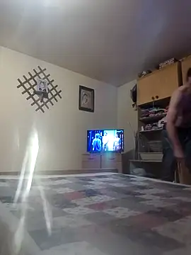 Snapshot of TwardyKierowca chatting on December 14, 11:31 pm TwardyKierowca online show from December 14, 11:31 pm