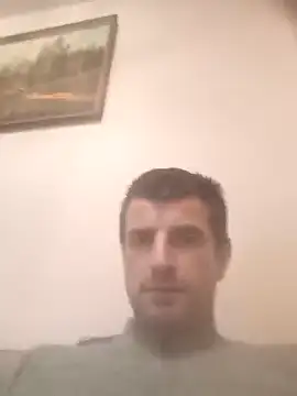 Snapshot of TwardyKierowca chatting on February 3, 11:43 pm TwardyKierowca online show from February 3, 11:43 pm