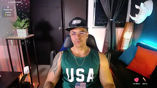 Snapshot of Zed_ferrer chatting on May 22, 8:10 am Zed ferrer online show from May 22, 8:10 am