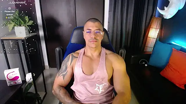 Snapshot of Zed_ferrer chatting on June 9, 11:22 am Zed ferrer online show from June 9, 11:22 am