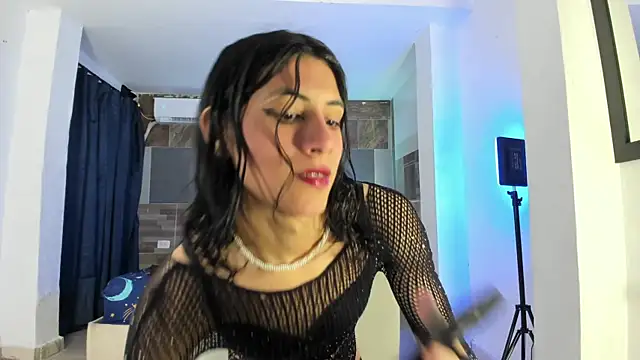 Snapshot of angell_dusttt chatting on November 13, 9:58 pm angell dusttt online show from November 13, 9:58 pm