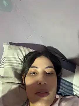 Snapshot of Anna_Bitch_Disgusting chatting on June 4, 2:28 am Anna Bitch Disgusting online show from June 4, 2:28 am