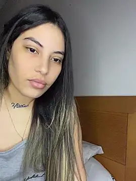 Snapshot of Anna_Bitch_Disgusting chatting on July 7, 12:53 pm Anna Bitch Disgusting online show from July 7, 12:53 pm