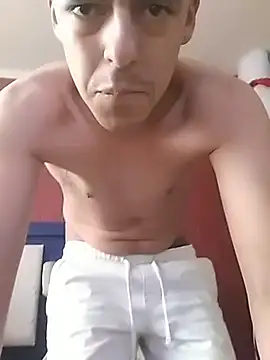 Junior 47 online show from February 5, 11:09 pm