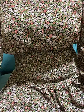 Snapshot of Molatane0 chatting on November 12, 12:38 pm Molatane0 online show from November 12, 12:38 pm