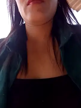 Snapshot of Lyly_sexyy chatting on November 28, 4:15 am Lyly sexyy online show from November 28, 4:15 am