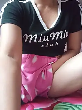 Lyly sexyy online show from May 18, 7:58 am
