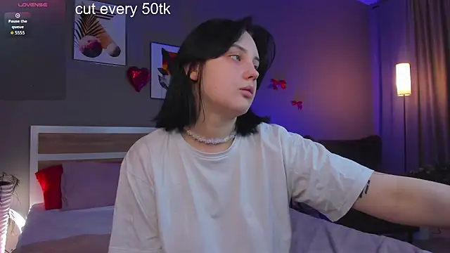 hey tessa online show from February 23, 8:06 pm