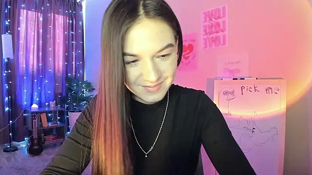 Snapshot of luna_lust_212 chatting on March 23, 4:27 am luna lust 212 online show from March 23, 4:27 am