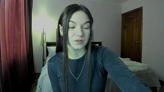 Snapshot of luna_lust_212 chatting on April 29, 4:16 am luna lust 212 online show from April 29, 4:16 am