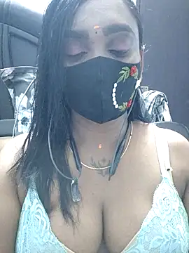 Snapshot of Dharshini98 chatting on March 23, 6:45 pm Dharshini98 online show from March 23, 6:45 pm